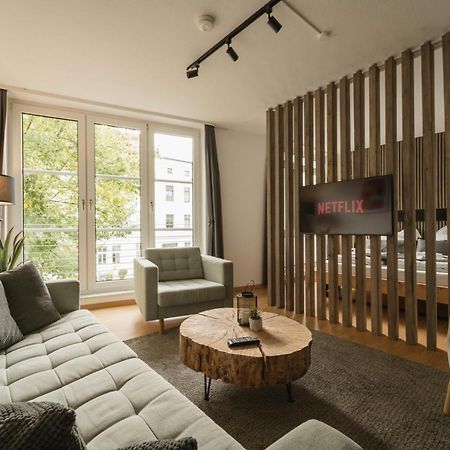 Raum921 - Stilvolles Apartment - Wlan, Tiefgarage, Kueche, Netflix Magdeburg Bagian luar foto